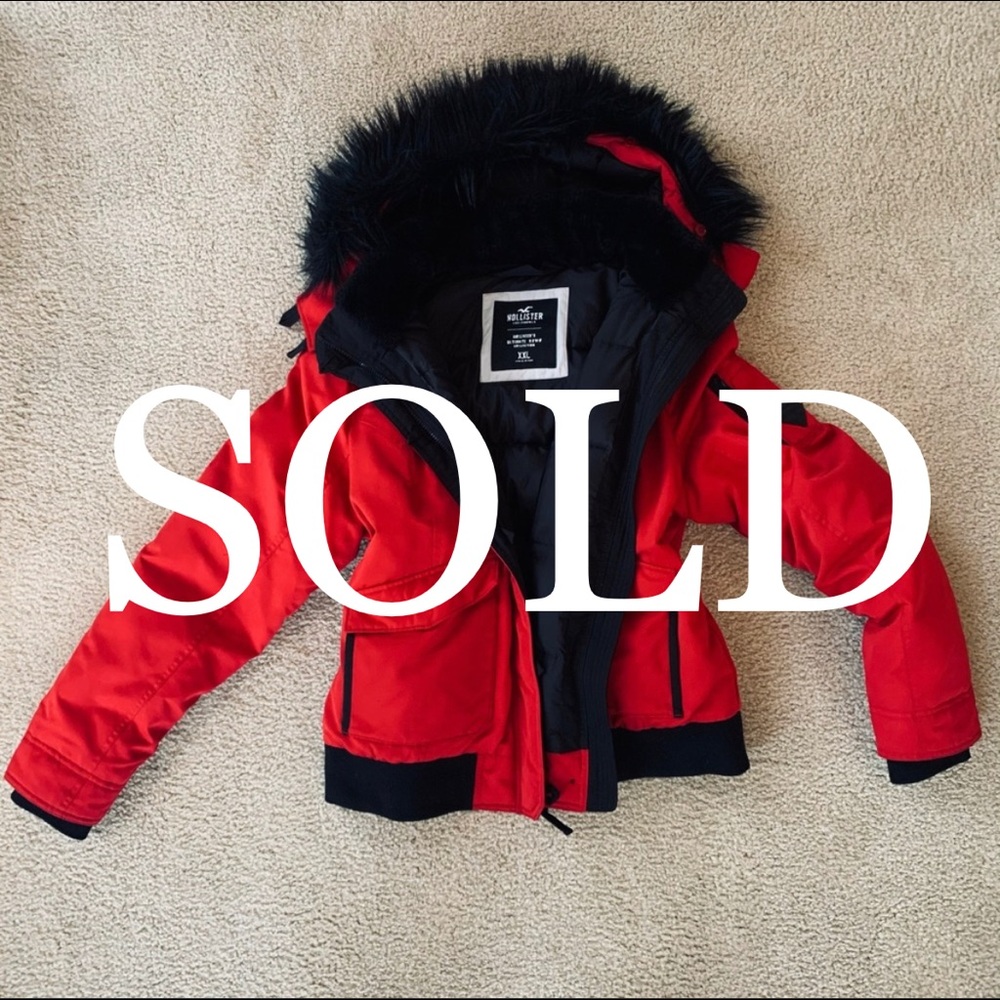 Hollister Red & black cozy bomber jacket